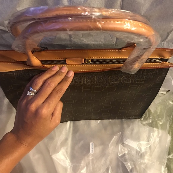 Leather shoulder bag - Picture 4 of 6